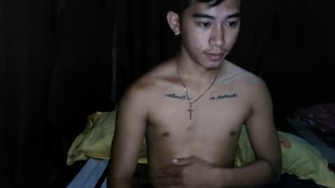 Snapshot of urhot_joshxx chatting on 11/21/25, 11:25 Josh online show from 11/21/25, 11:25