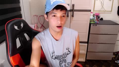 Snapshot of urhotethanxx chatting on 04/23/26, 05:15 Ethan online show from 04/23/26, 05:15