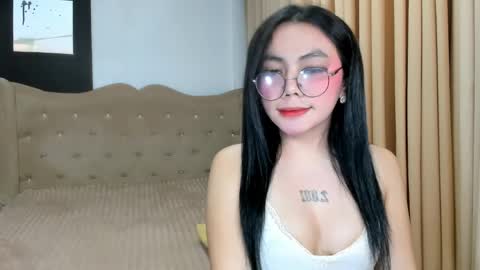 Snapshot of urhotgirl_sexyariela chatting on 04/25/26, 10:51 urhotgirl_sexyariela online show from 04/25/26, 10:51