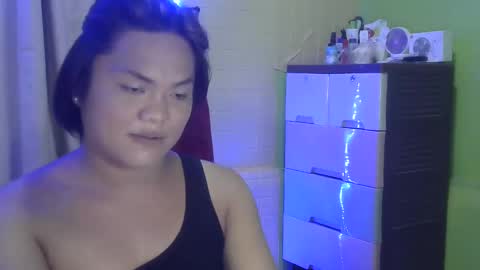 Snapshot of urhottie_bella chatting on 01/29/25, 03:47 urhottie_bella online show from 01/29/25, 03:47