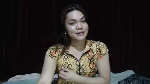 Snapshot of urhottie_bella chatting on 06/02/26, 01:13 urhottie_bella online show from 06/02/26, 01:13