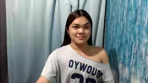 Snapshot of urhottie_bella chatting on 06/03/26, 07:11 urhottie_bella online show from 06/03/26, 07:11