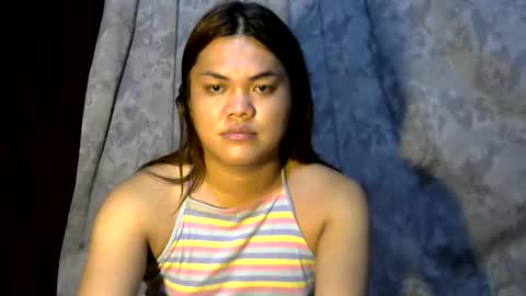 Snapshot of urhottie_bella chatting on 06/05/26, 07:19 urhottie_bella online show from 06/05/26, 07:19