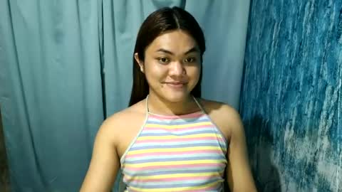 Snapshot of urhottie_bella chatting on 06/16/26, 12:19 urhottie_bella online show from 06/16/26, 12:19