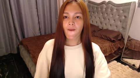 Amira online show from 01/13/25, 06:16