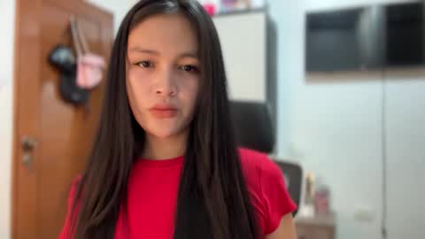 Amira online show from 09/27/25, 01:10