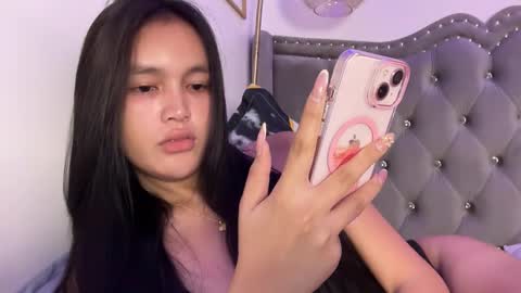 Amira online show from 11/08/25, 02:56