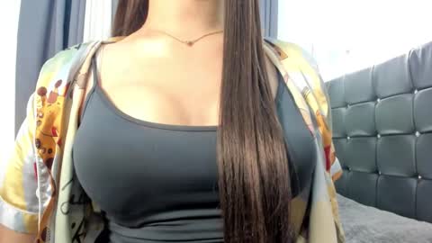 urlady_chanell online show from 12/03/25, 08:07