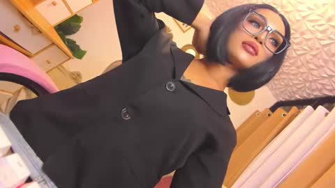 jhaii online show from 11/26/25, 08:37