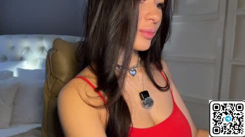 Snapshot of urlillshy chatting on 04/11/26, 01:10 Kristina online show from 04/11/26, 01:10