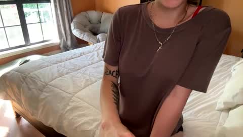 Snapshot of urlocalslut420 chatting on 04/07/26, 10:20 urlocalslut420 online show from 04/07/26, 10:20