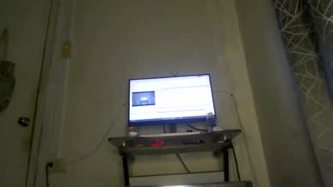 Snapshot of urlovely_hait chatting on 06/18/26, 03:07 Sham online show from 06/18/26, 03:07
