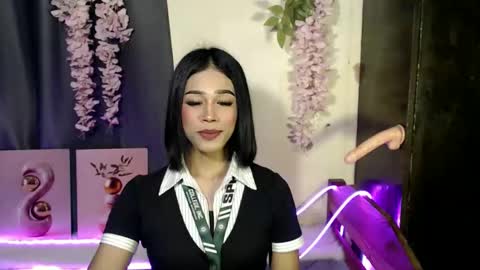 Snapshot of urlovely_jemma chatting on 05/10/26, 02:17 urlovely_jemma online show from 05/10/26, 02:17