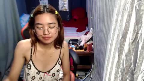 Snapshot of urlovelychinita chatting on 01/03/25, 04:44 urlovelychinita online show from 01/03/25, 04:44
