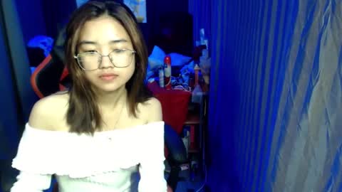 Snapshot of urlovelychinita chatting on 01/10/25, 10:04 urlovelychinita online show from 01/10/25, 10:04