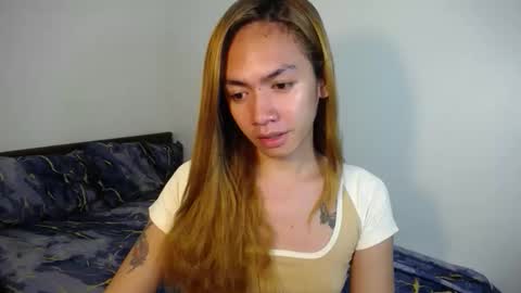 Snapshot of urlovelypinayxxx chatting on 09/23/25, 12:02 MIYA online show from 09/23/25, 12:02