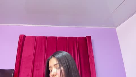 Love online show from 04/25/26, 08:39