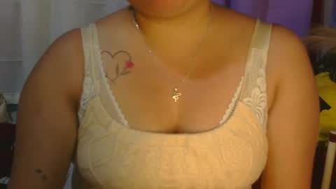 Snapshot of urlvlybby chatting on 04/13/26, 11:37 urlvlybby online show from 04/13/26, 11:37