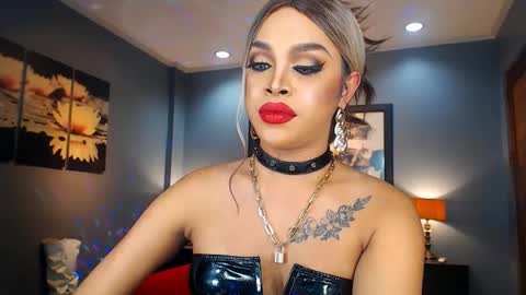 UrMajestyTyra online show from 01/19/25, 03:29