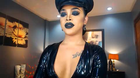 UrMajestyTyra online show from 01/23/25, 02:12