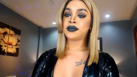 UrMajestyTyra online show from 02/04/25, 03:00