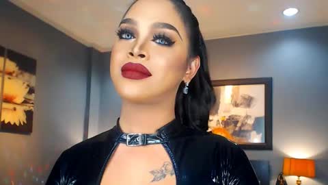 UrMajestyTyra online show from 02/27/25, 11:15