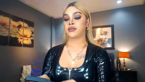 UrMajestyTyra online show from 03/09/25, 11:56