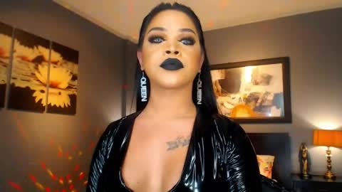UrMajestyTyra online show from 04/25/26, 12:46