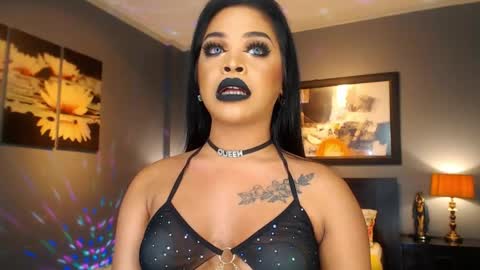 UrMajestyTyra online show from 04/26/26, 12:52