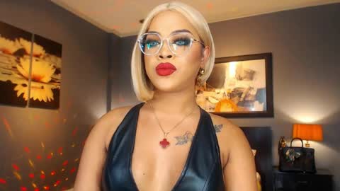 UrMajestyTyra online show from 05/10/26, 11:10