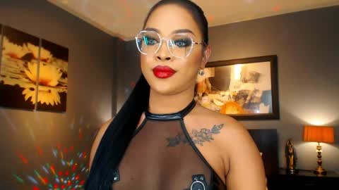 UrMajestyTyra online show from 05/13/26, 12:41