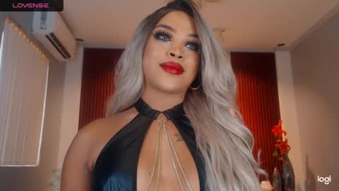 UrMajestyTyra online show from 06/01/26, 01:51