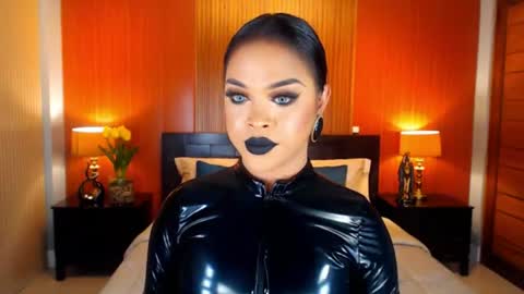 UrMajestyTyra online show from 06/24/26, 01:26