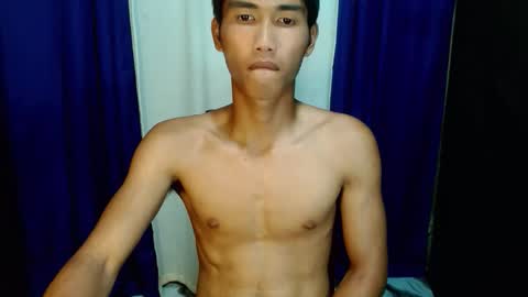 Snapshot of urmoreno_boyxx chatting on 03/17/26, 04:06 JAY online show from 03/17/26, 04:06