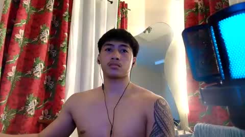 Snapshot of urnatty_guy chatting on 05/13/26, 04:48 ander online show from 05/13/26, 04:48