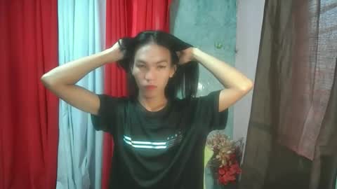 Kim online show from 05/03/26, 11:44