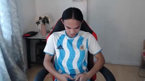 Snapshot of urnaughtysexy_alina chatting on 09/24/25, 07:33 Your sexy alina online show from 09/24/25, 07:33