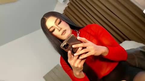 Snapshot of urnauthy_ciliaxxx chatting on 10/21/25, 12:44 cecilia online show from 10/21/25, 12:44