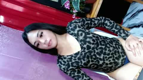 Snapshot of urpinay_girl01 chatting on 06/28/26, 04:40 Ms Ayesha online show from 06/28/26, 04:40