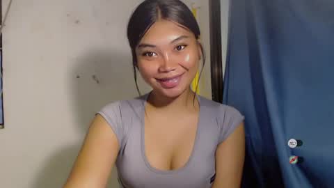 urpinay_sandra69 online show from 06/19/26, 05:56