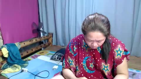 urpinay_singlemother online show from 05/01/26, 08:30