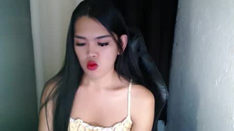 Snapshot of urpinayjenfuckerxxx chatting on 03/07/25, 05:38 Jenny online show from 03/07/25, 05:38