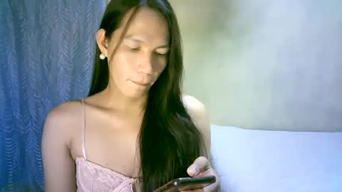 Snapshot of urpinaylovelyjuliaxxx chatting on 01/09/25, 12:52 queen julia not into CHEAPGUY online show from 01/09/25, 12:52