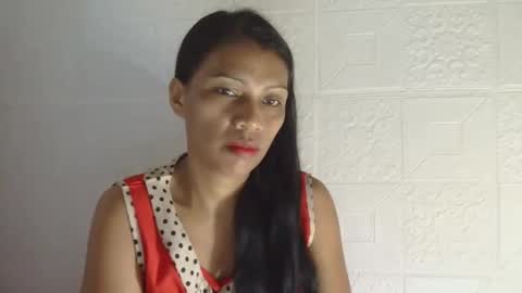 Snapshot of urpinaymorena chatting on 02/12/25, 08:38 Aleah online show from 02/12/25, 08:38