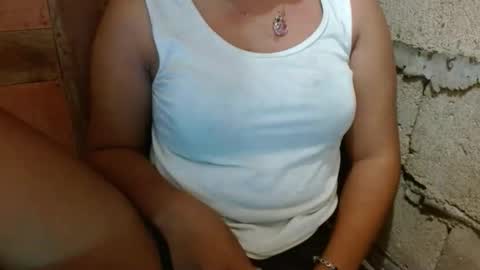 Snapshot of urpinaymorena chatting on 10/12/25, 01:54 Aleah online show from 10/12/25, 01:54