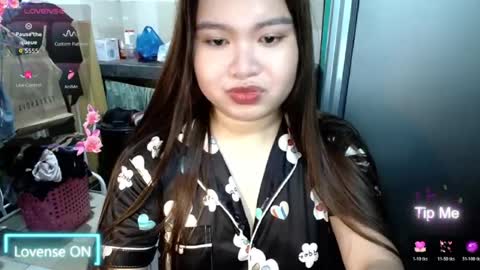 Snapshot of urpinayslutxxx chatting on 06/13/26, 05:16 Jane online show from 06/13/26, 05:16