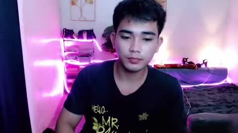 Snapshot of urpinoy_cummer chatting on 12/19/25, 02:57 urpinoy_cummer online show from 12/19/25, 02:57