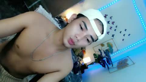 Snapshot of urpinoy_cummer chatting on 03/17/26, 09:12 urpinoy_cummer online show from 03/17/26, 09:12