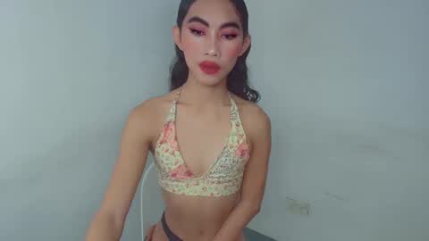 urpretty_mistake online show from 02/20/26, 05:15