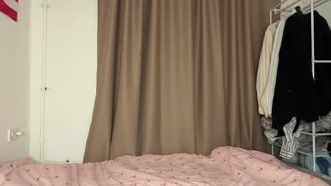 Snapshot of ursaotome chatting on 02/22/26, 03:21 ursaotome online show from 02/22/26, 03:21